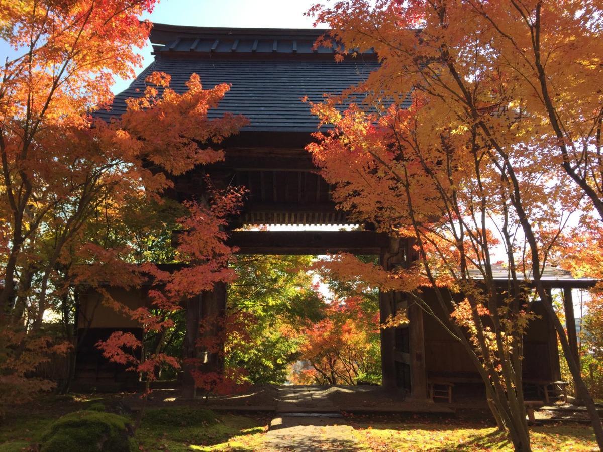 Hotel Nabekura Kougen Mori-No-Ie Iiyama Exterior foto